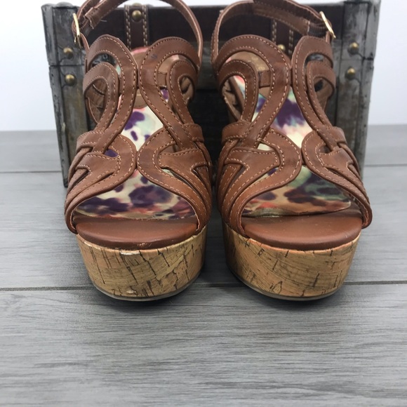 Madden girl wedged sandal 7.5 - Picture 6 of 12